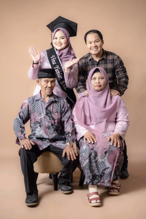 CONTOH FOTO WISUDA YANG SALAH DAN BENAR | VINA YUNIAR 💓