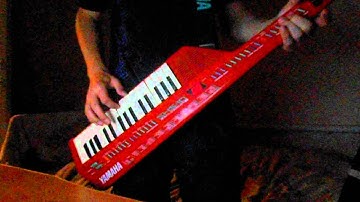 Yamaha SHS-10 Keytar соло из песни: Eiffel 65 - Blue