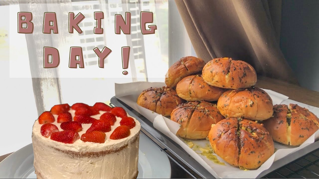 Bake w/ Nat 🥰 | Korean Garlic Cheese Bread 🥯 | Strawberry Cream Cake 🍰