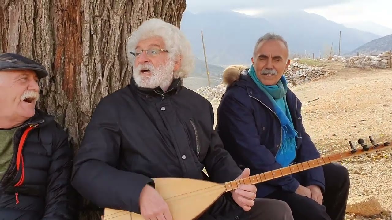 Elif Ana film seti: Sadık Gürbüz, Orhan aydın ve Necmettin Çobanoğlu Dağların Türküsünü söylüyorlar