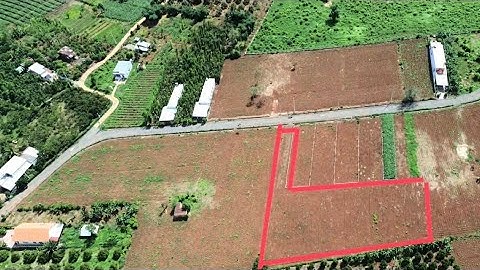 Bán khoảng gần 3 sào (2962m2) đất Láng Lớn, huyện Châu Đức, BRVT. Giá 2,1 tỷ. Liên hệ : 0372107725