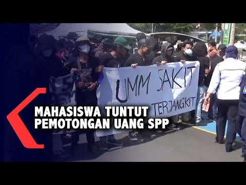 Aksi Saling Dorong, Mahasiswa UMM Tuntut Pemotongan Uang SPP