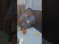 éste señor es bien inteligente