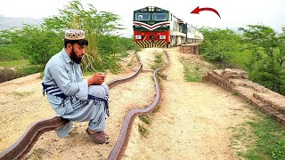 Railway Train aur Admi || Train Funny Video screenshot 1