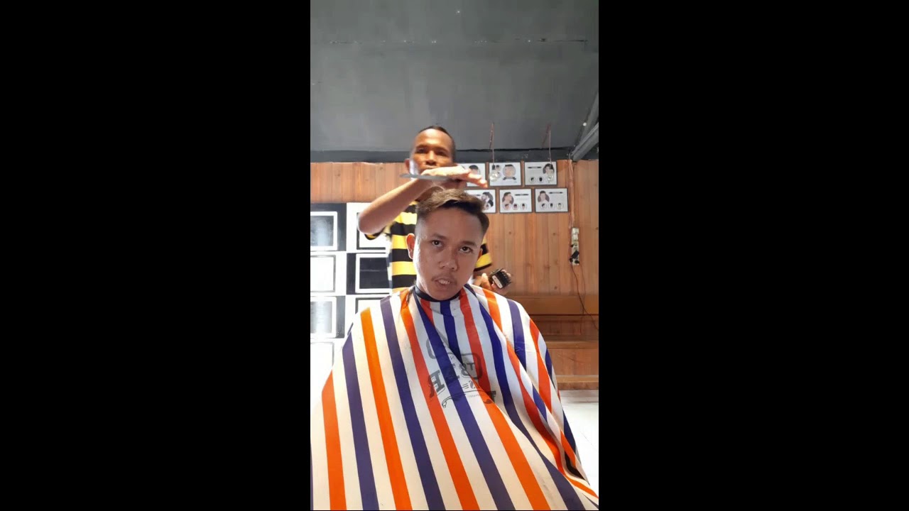  Potongan  rambut  pendek YouTube