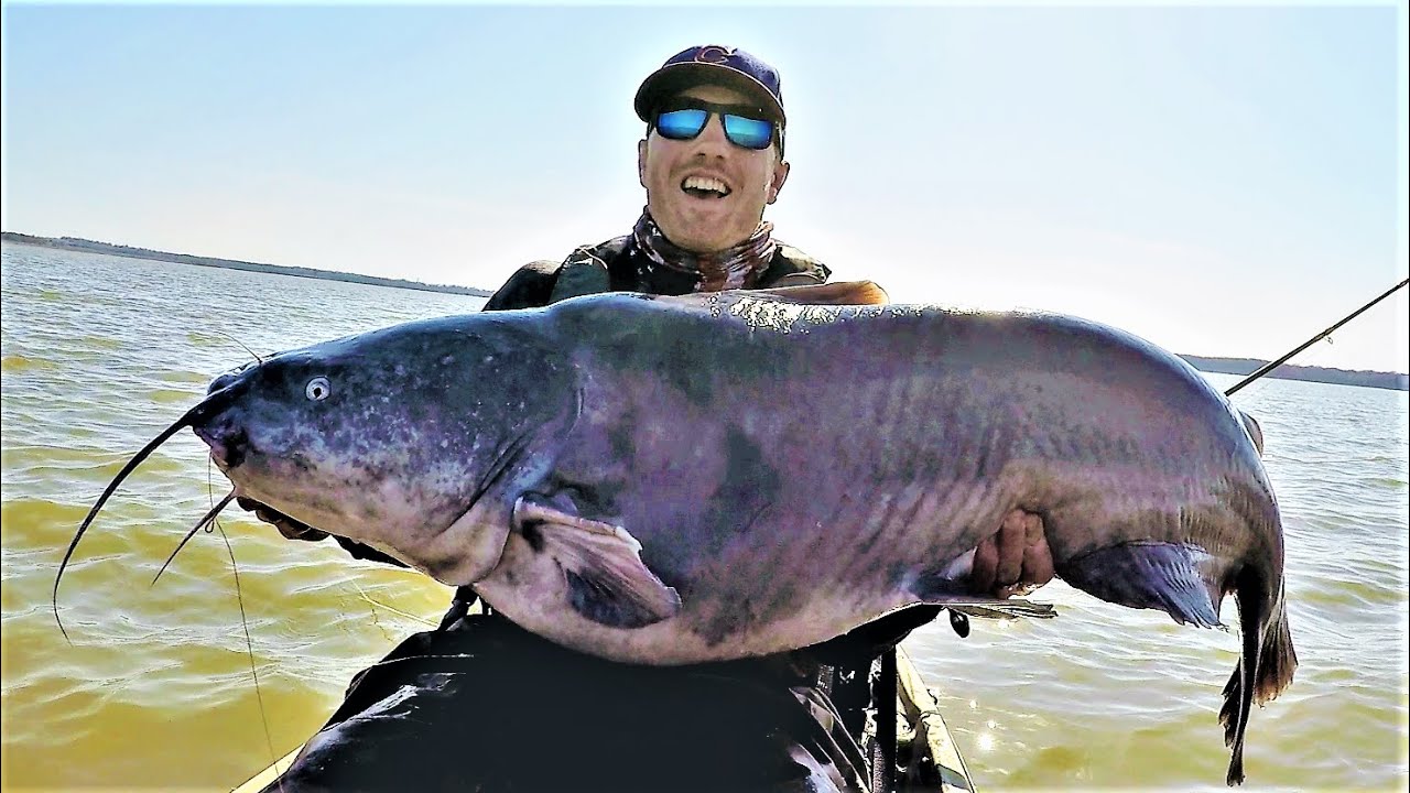 HUGE Texas Blue Catfish While Kayak Fishing!! 