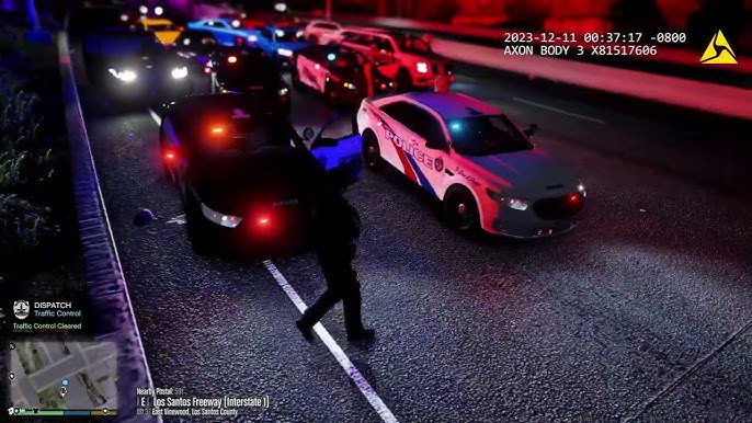 GTA 5 Colombia National Police Patrol (ELS) - Camioneta Policia Nacional  Colombia 2019 Toyota Hilux: Mods Colombia GTA V Mod 