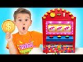 Niños juegan con la Tragamonedas Mágica