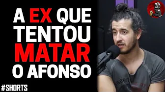 imagem do vídeo "ELA VEIO COM UMA F4CA..." com Afonso Padilha | Planeta Pocast #SHORTS