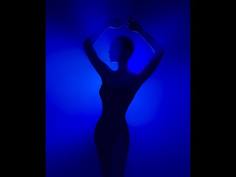 Studio Boudoir Session BTS