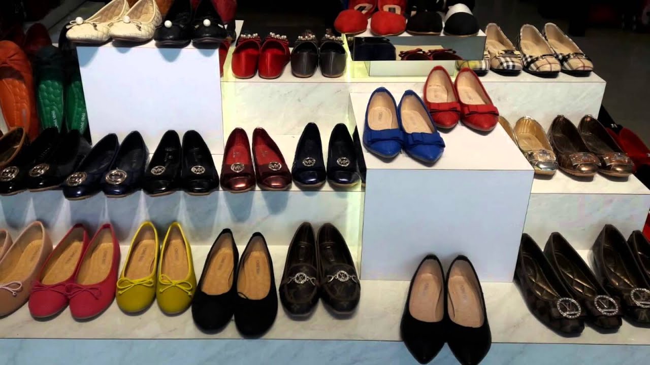 081291577024 WA Sepatu  Wanita Terbaru Sepatu  Wanita 