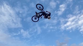 Download Lagu In The Hills Gang- Modern Cowboy MP3