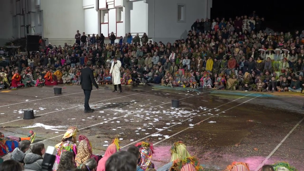 Ihauteri garaian, Hartzaro otsailaren 17an Uztaritzen (pasarteak, 7)