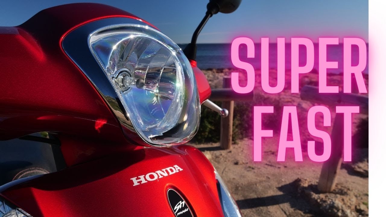 EASY! Air Filter replacement HONDA PCX125/150 and SH125 Mode ('14-'18)