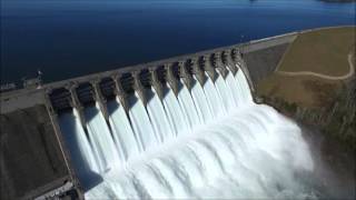 Lake Hartwell Dam water release