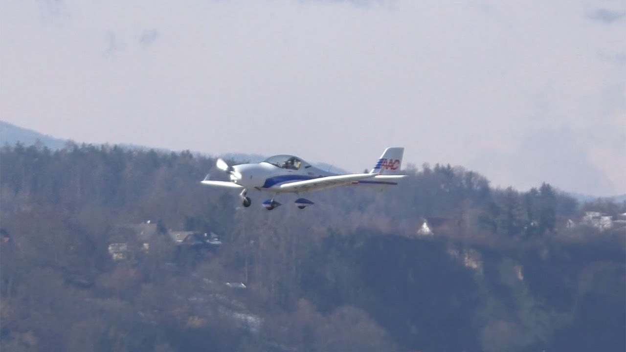 AAC Aquila A210 aborted landing at Graz Airport | OE-CUU