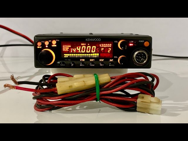 ✨Kenwood TM-702D VHF/UHF 35/40W + DC✨ - YouTube