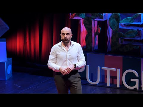 Dibattito social: tra polarizzazione, accanimento e posizionamento | Lorenzo Farina | TEDxPutignano Episode cover