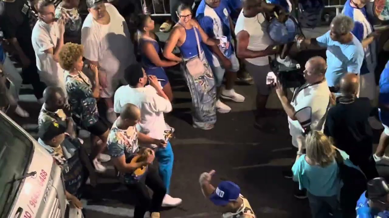 Beija-flor de Nilópolis! Ensaio de rua! Carnaval 2025! Encontro de quilombos!