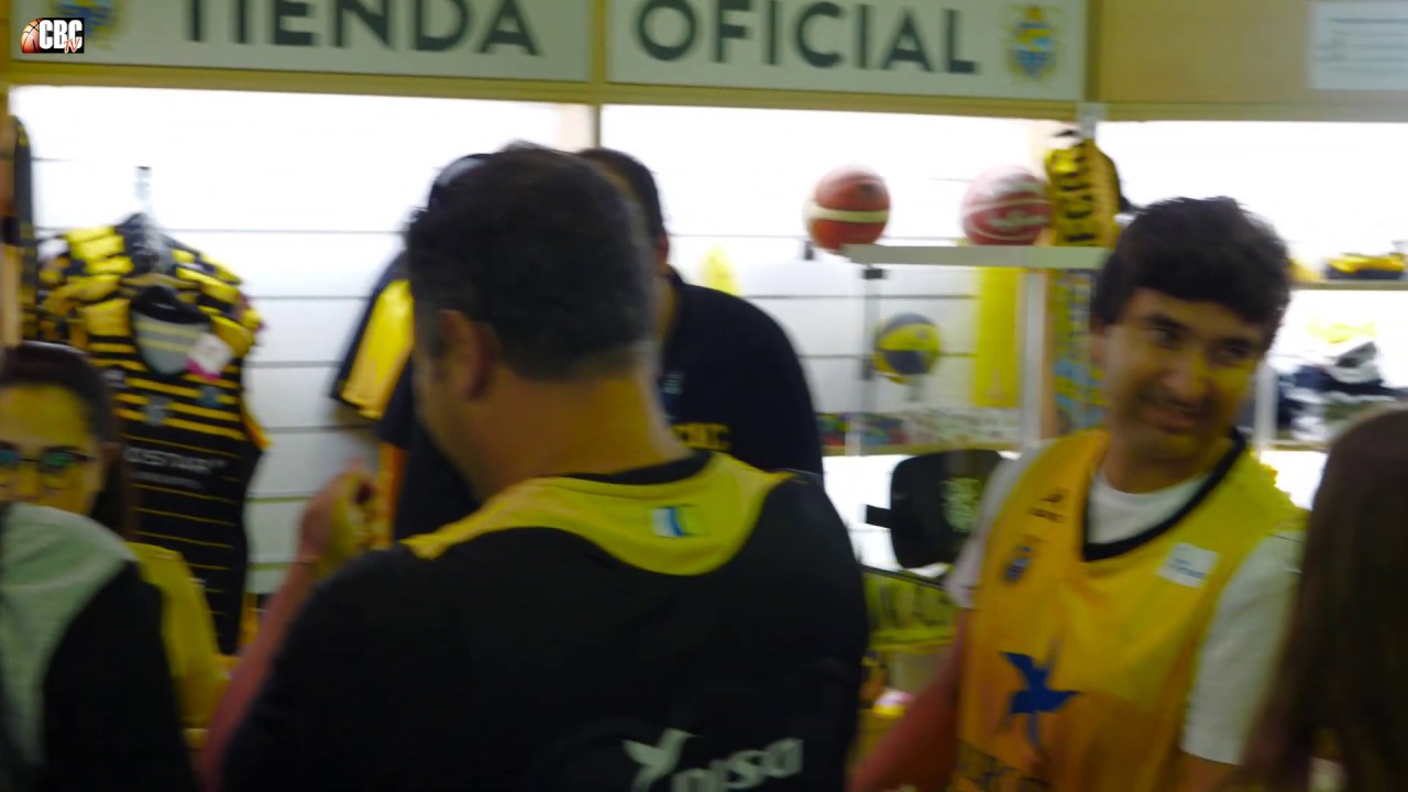 Exitazo de ventas en la TIENDA OFICIAL del Iberostar Tenerife - YouTube