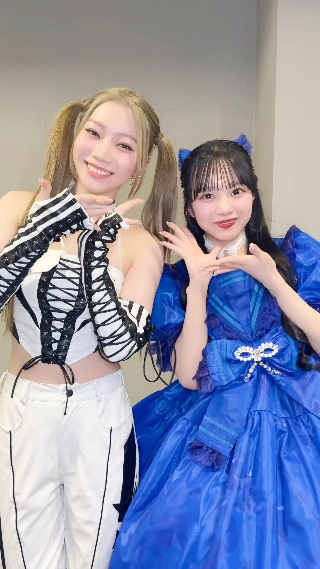 シルバーと青の女性スタチュー シルバーと青の女性スタチュー フィギュア専門店 -ソダチトイズ / 予約