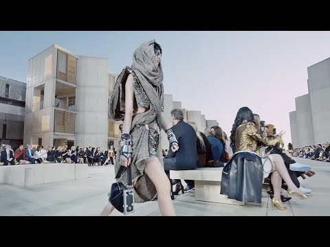 lv cruise fashion show 2022 loop｜TikTok Search