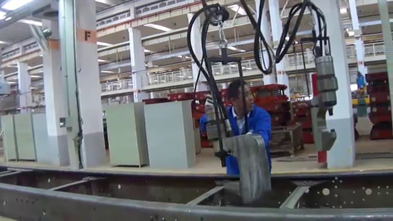 chasis assembly, hydraulic riveting machine for vehicle chassis - YouTube
