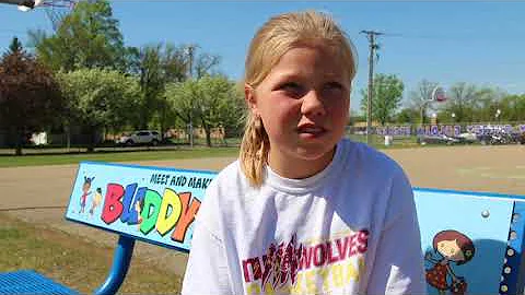 Making friends with the help of a Buddy Bench