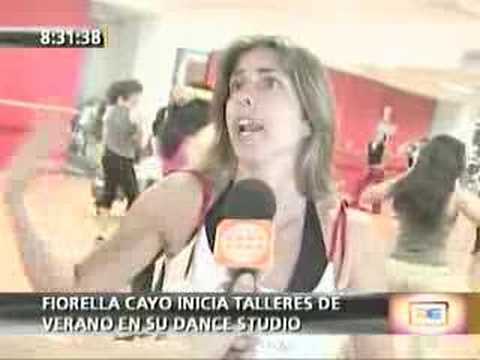 Fiorella Cayo dancing