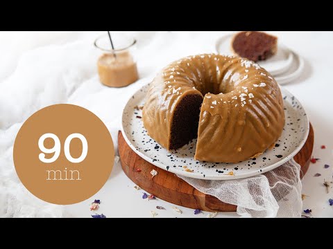 Video: Suklaakakku Kirsikoilla Ja Paprikoilla