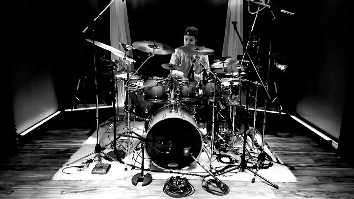 Vernon Marshall Drum Solo (December 10, 2015)