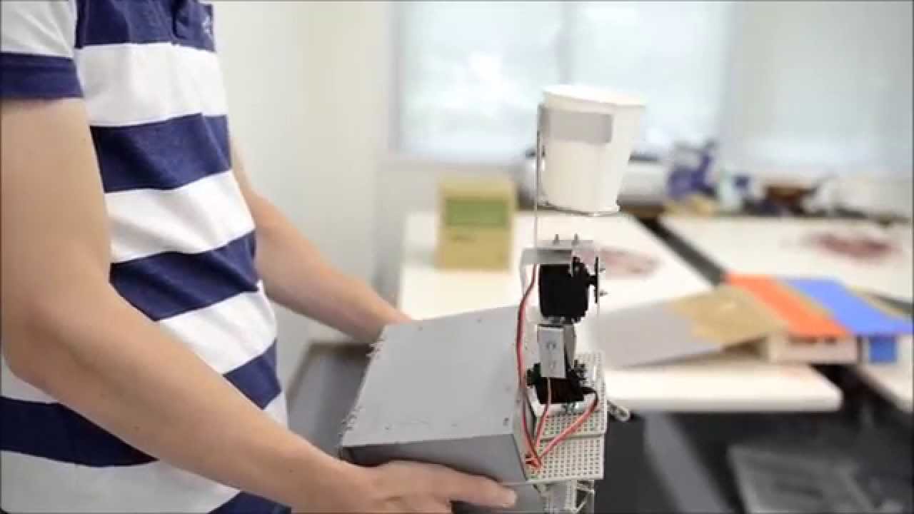 Autonomous Robot Arduino with Stabilizing Platform - YouTube