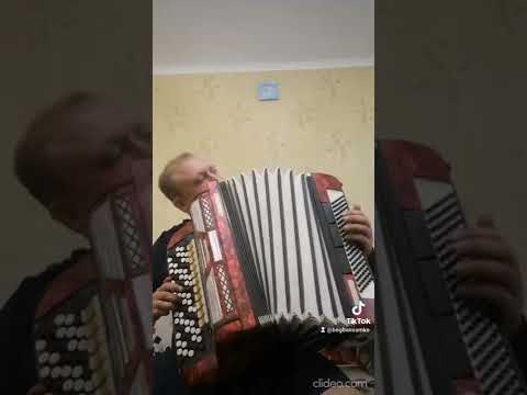 Продиджи на баяне, почемуто в это время меня потянуло на них.