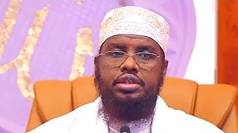 Dr 11aad ee tafsiirka qur aanka karmiimka( سورة الهمزة) by sheekh maxamed cabdi umal (حفظه الله)