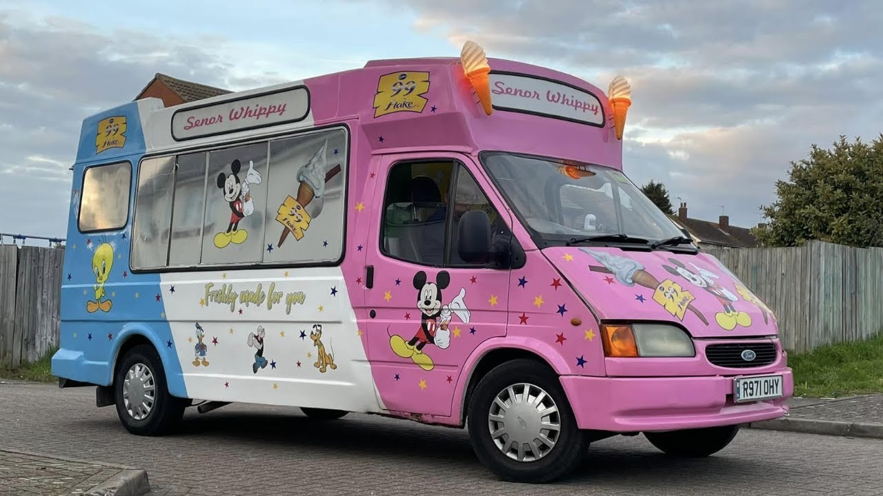 Senior Whippy going around Wood End, Coventry (different chimes)