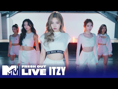BTS of ITZY's Performance of 'Not Shy' & 'WANNABE' 🎬 EXCLUSIVE | #MTVFreshOut