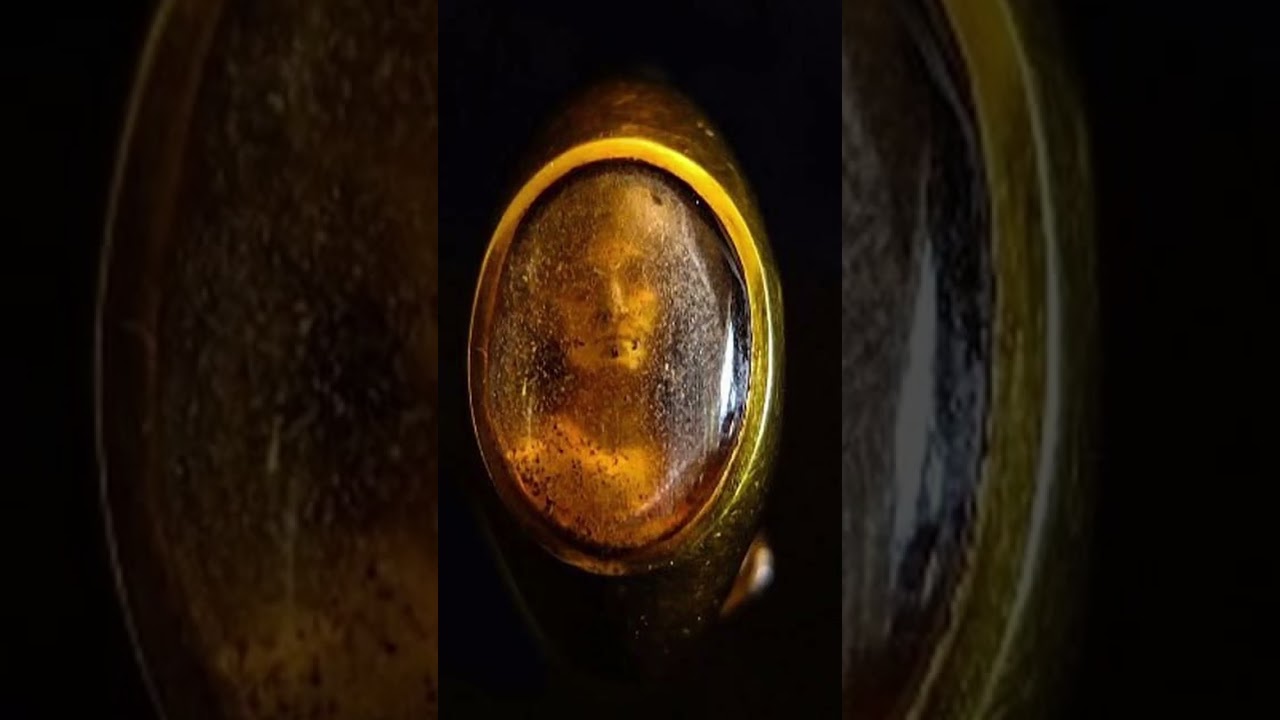 2000 year old Roman Holographic Ring!