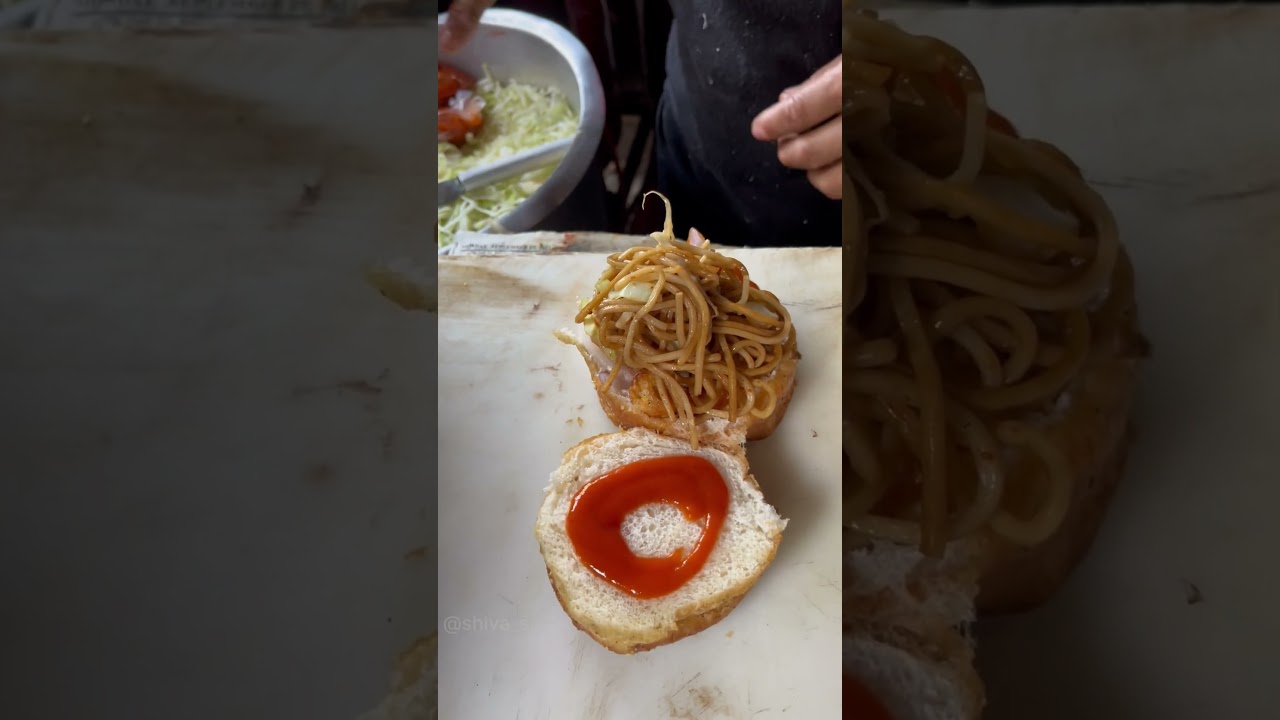 Momo Burger | Jammu Street Food | Top Food Places Jammu | Shiva Soule 