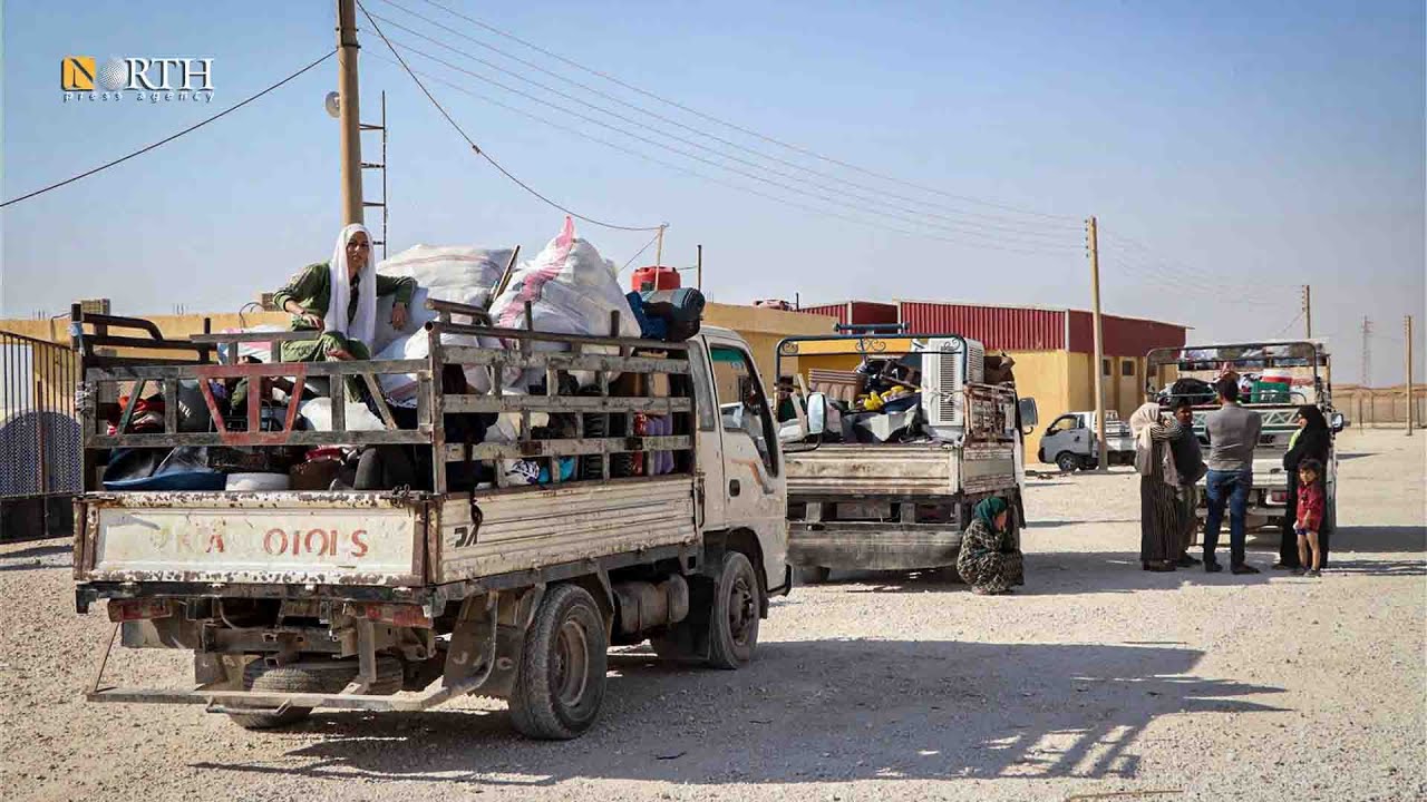 دفعات جديدة من النازحين تصل إلى مخيم سري كانية بحي الطلائع شرقي حسكة - نورث برس