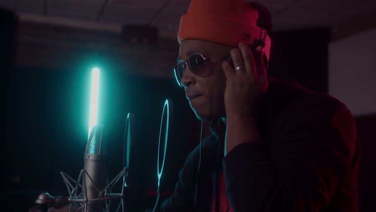 Theo Kgosinkwe (feat. De Mogul SA) - Khombo Ra Mina (Official Music Video)