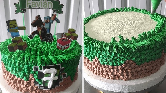 bolo retangular com papel de arroz  Bolo minecraft, Festa de aniversário  minecraft, Decorações de festa minecraft
