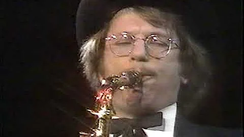 Richie Cole & Boots Randolph Dec.1984 TV performan...