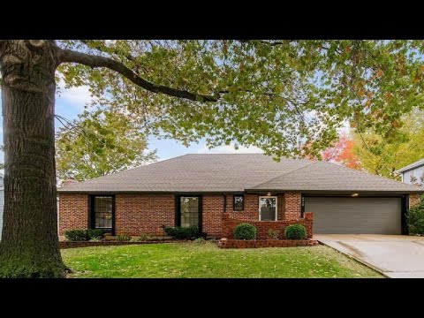 6910 Caenen Avenue, Shawnee, KS home video tour