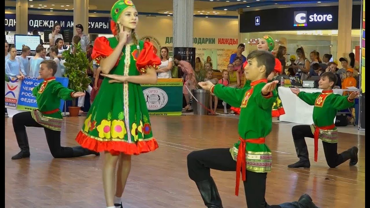 Видео курганинск. Танцевальный ансамбль каприз. Курганинск танцевальные коллективы. Хореографический ансамбль каприз. Современные танцы для детей в Краснодаре.