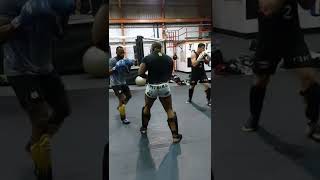 Leon Rocky Edwards Ticking Over And Sparring Some Of The Big Lads Down At Team Renegade