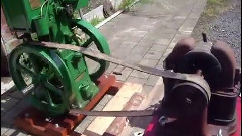 Lister engine Diesel running a Gramme dynamo