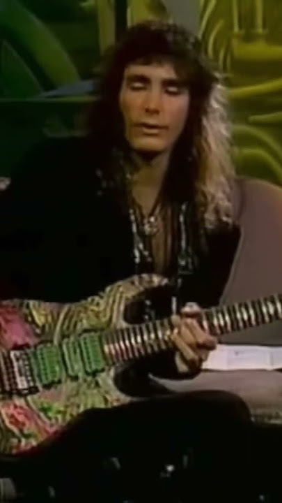 Steve Vai showing off his cat sounds on guitar