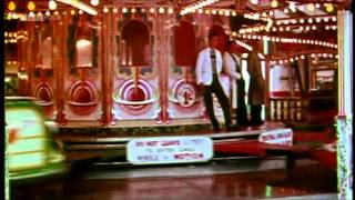 Bottons Pleasure Beach, Great Yarmouth, Norfolk.
A short clip of Bottons Fair in the 1970s. Bottons Pleasure Beach, Great Yarmouth, Norfolk.