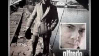 Video thumbnail of "Alfredo Zitarrosa - Que debo hacer"