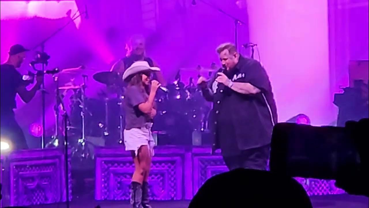 Jelly Roll performing Save Me with a 11 year young lady from the Pittsburgh audience. @Jellyroll Jelly Roll performing Save Me with a 11 year young lady from the Pittsburgh audience. @Jellyroll